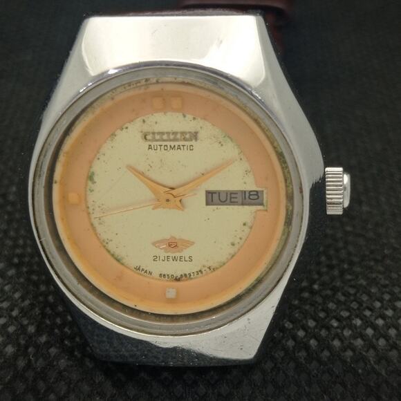 Vintage 1972 Citizen Automatic Womans Silver Watch W/daydate & Gold accents main image 6